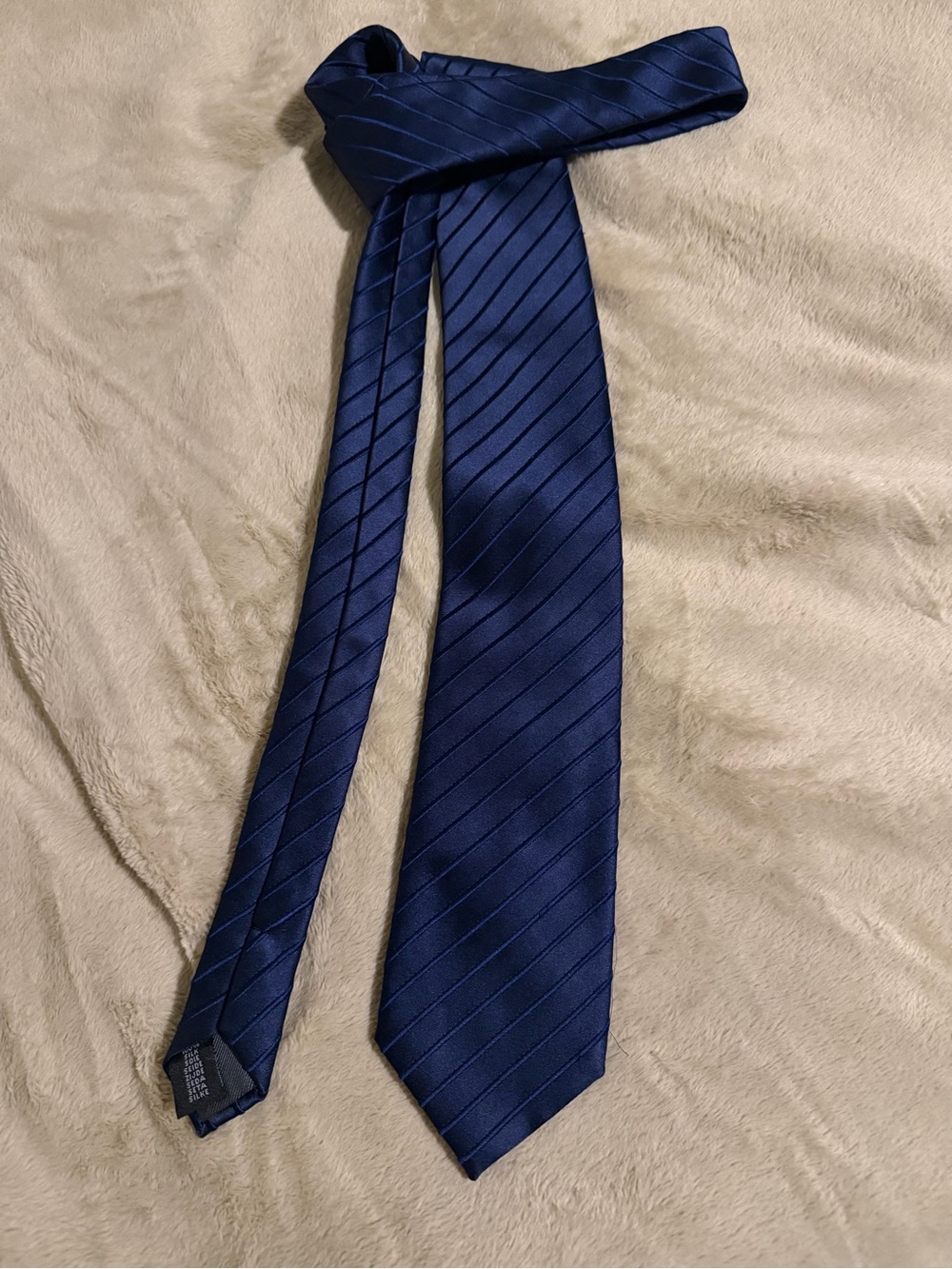 100% Silk Bugatti Nanotie Classic Navy Striped Tie
